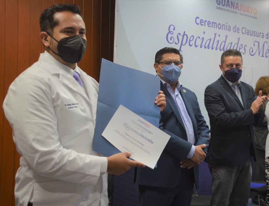 Specialists Medicine Guanajuato 3