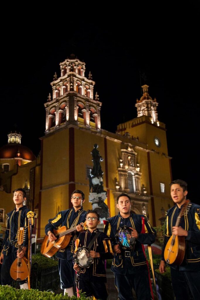 Guanajuato Destinos Turísticos Acapulco 9