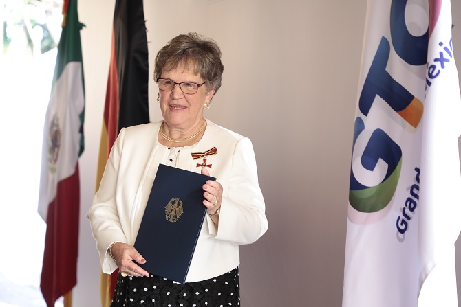 Germany Award Consul Guanajuato 5