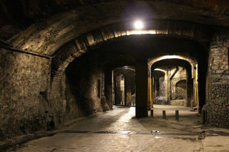 Tunnels Guanajuato History Book 3