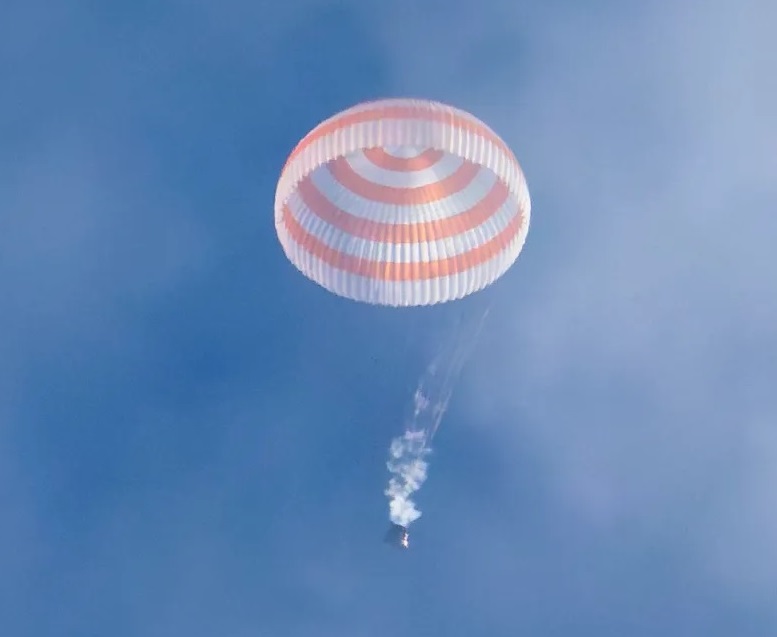 Astronaut Returns NASA ISS Soyuz MS 23 3