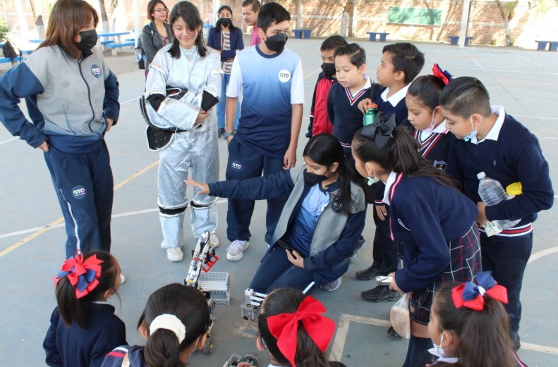 Robotics Students Irapuato Guanajuato 5