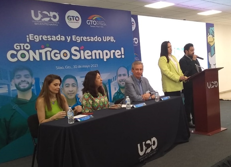 Bicentenario and Puerto Interior sign agreement
