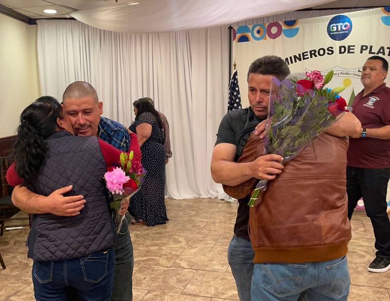Families are reunited by Guanajuato and USA