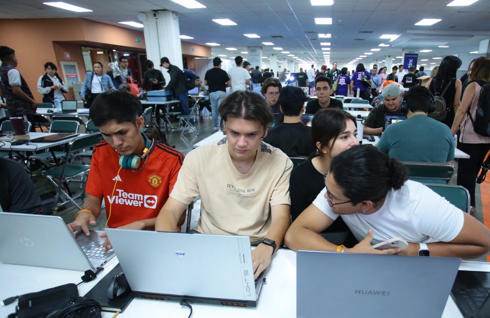 Leon hosts the largest AI Hackathon in Mexico