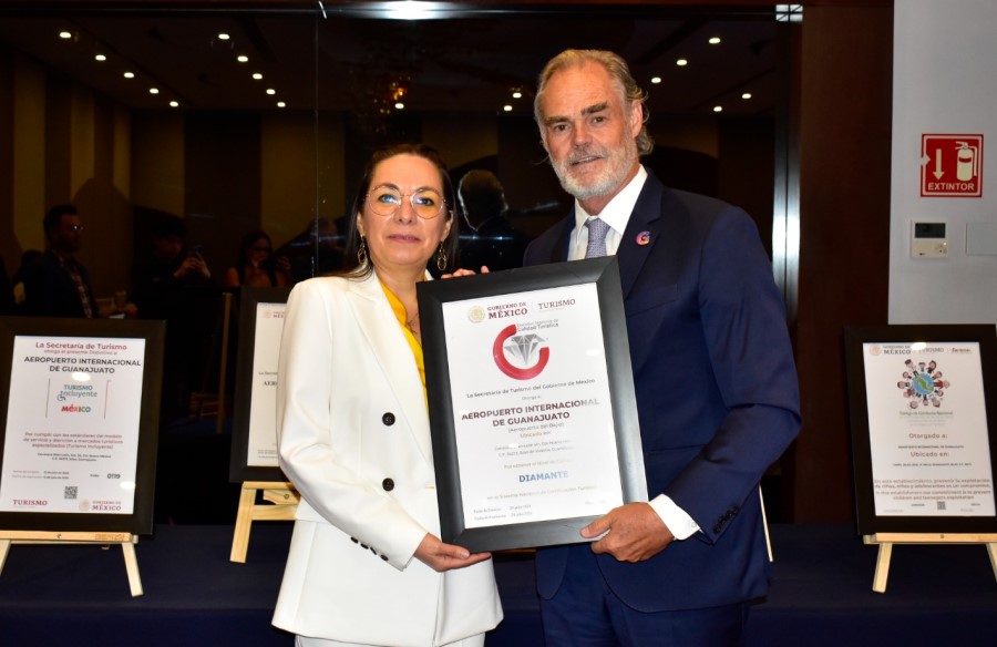 SECTUR Gto certifies Guanajuato Airport