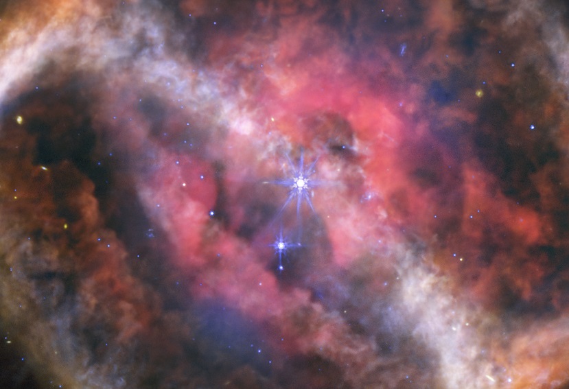 Webb brings in full dying star’s energetic display