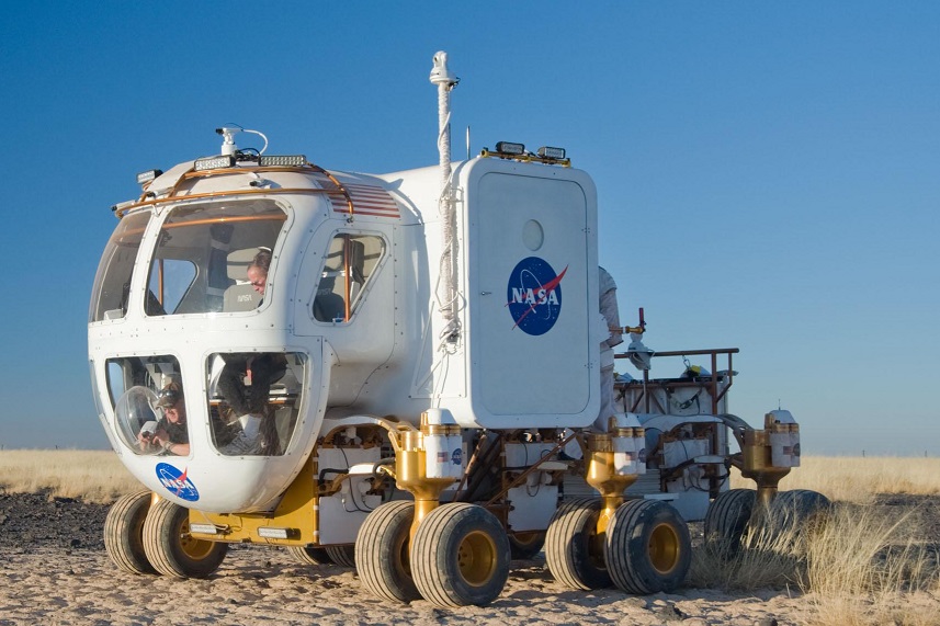 NASA’s Lunar Electric Rover rolls across Arizona