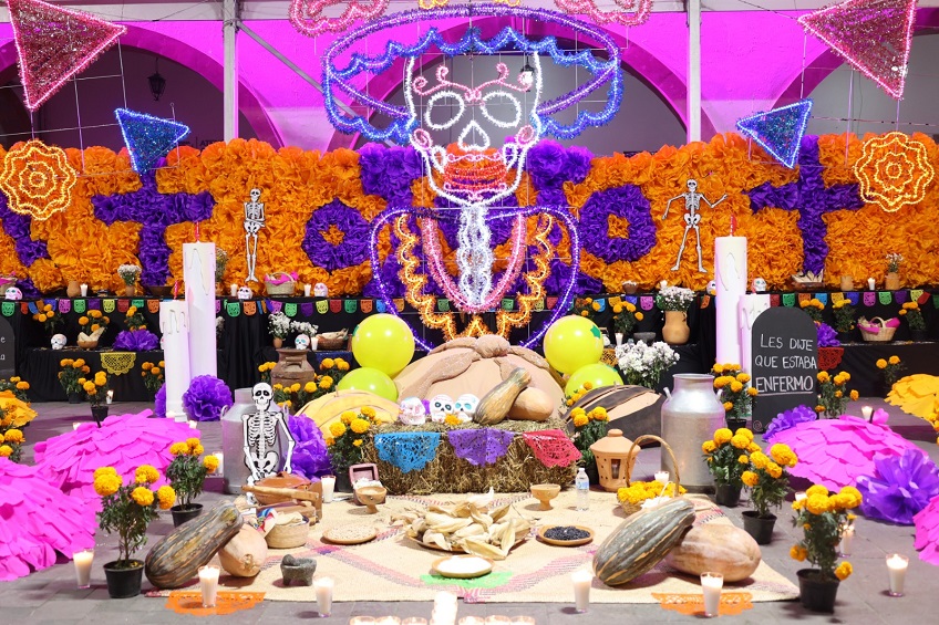 Purisima awards Day of the Dead altars