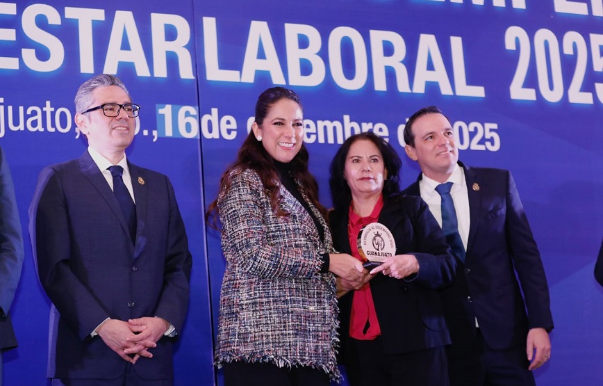 Libia presents labor incentives to public servants