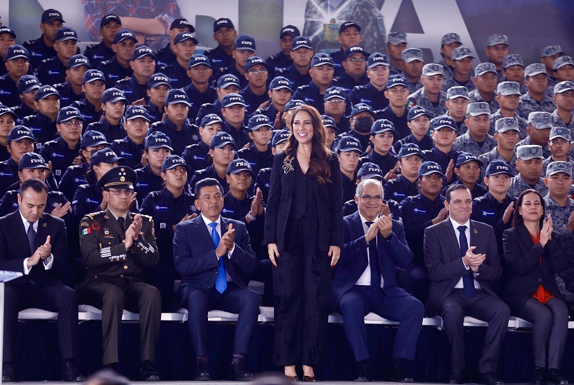 Governor presents the Safe Roads Plan