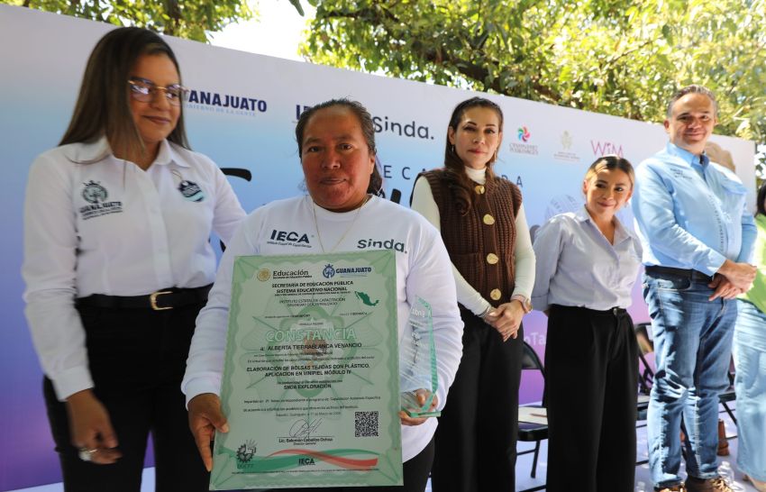 ‘Weaving dreams’, lives of women are transformed