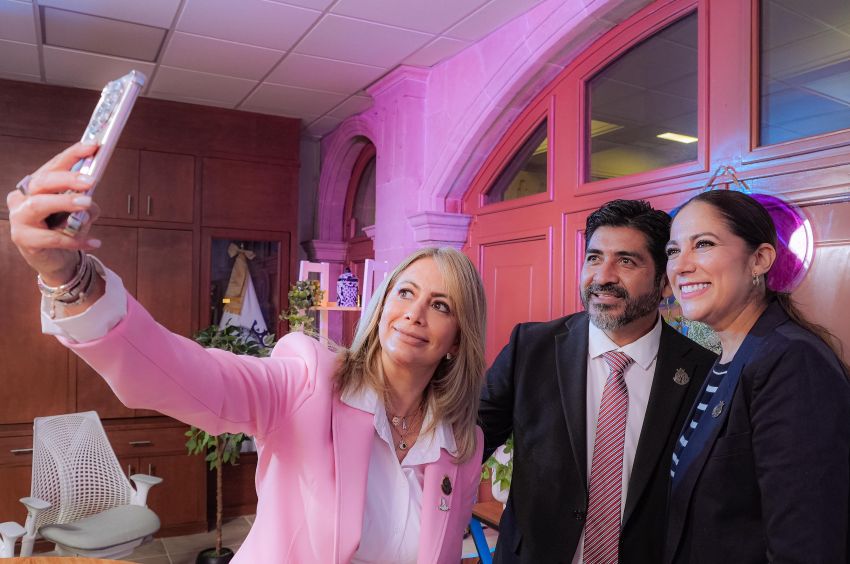 Microsite with all information of the Government is presented