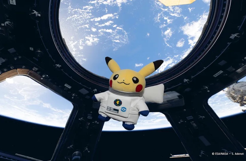 Pikachu goes to space! Pikachu goes to space!