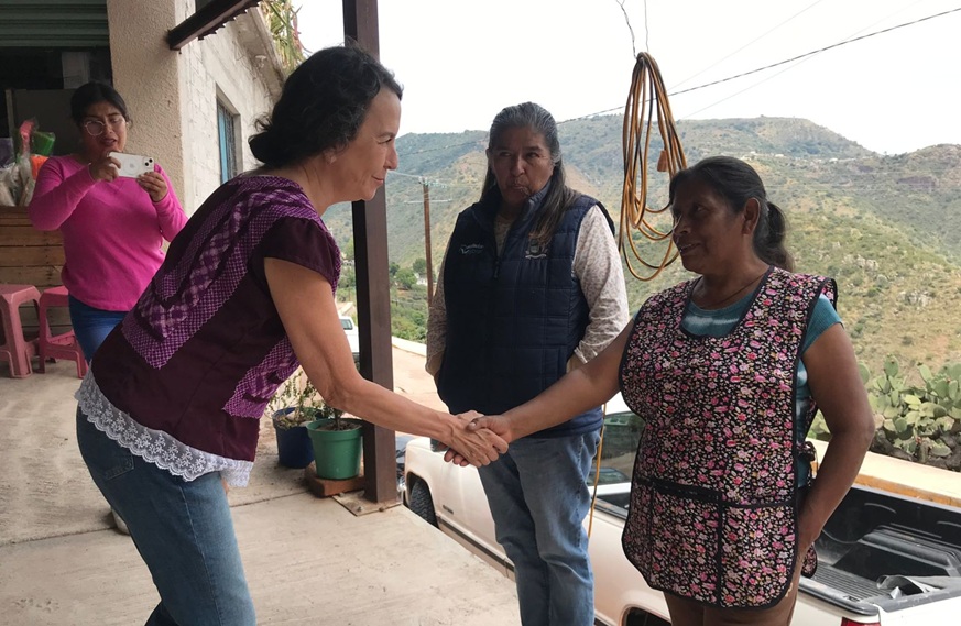 Deported migrant from Santa Catarina gets assistance