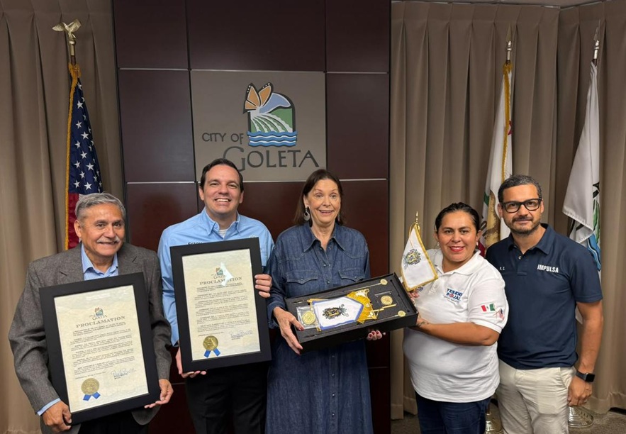 Guanajuato brings registry services to migrants in California